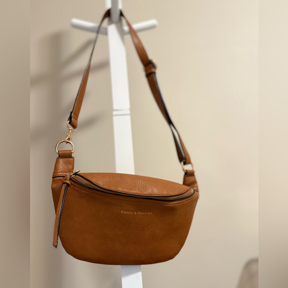 Poppy & Peonies The Sidekick - Cognac Colour